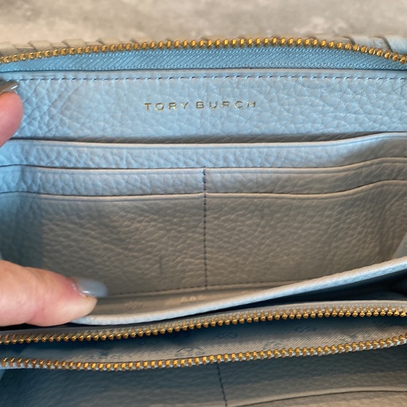 Tory Burch wallet - Picture 7 of 9